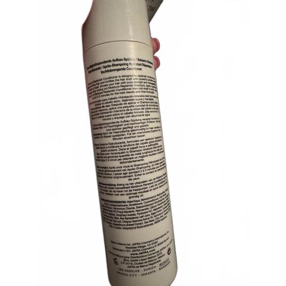 JAFRA Botanical Expertise Hair Care Moisture Replenish Shampoo & Conditioner Set - Picture 6 of 8